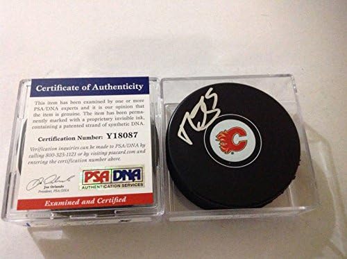 Mark Giordano potpisao je hokejaški pak Calgari Flames s autogramom-NHL PAKOVI s autogramima
