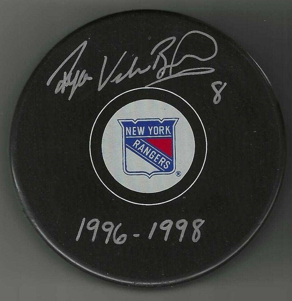 Rian Vandenbushe potpisao je njujorški Rangers - NHL pakove s autogramima