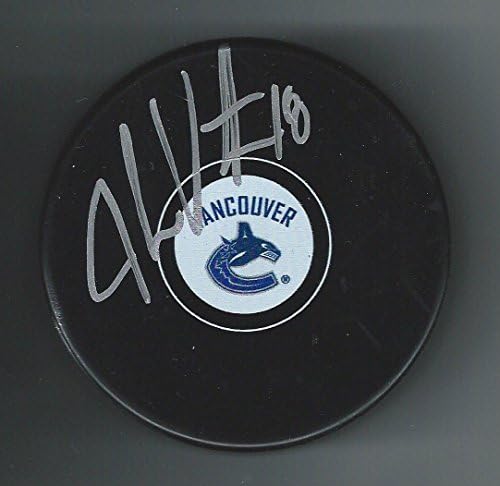 Jake Virtanen potpisao je pak Vancouver Canucks - NHL pakove s autogramima