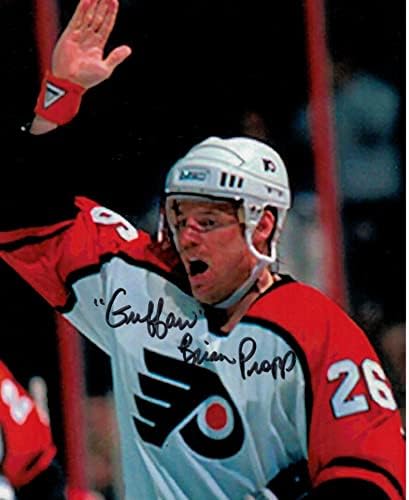 Brian Propp Philadelphia Flyers Autografirani 8x10 fotografija napisana Guffaw. Ova fotografija ima nabora u njoj i prodaje